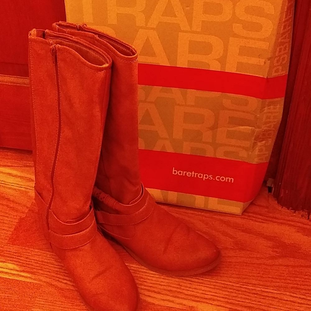 Bare Traps Boots